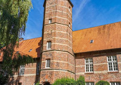 Turm der Burg Kniphausen