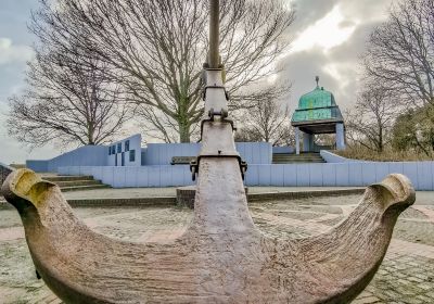 Stockanker eines Großseglers aus dem 19. Jahrhundert am Rüstringer Berg